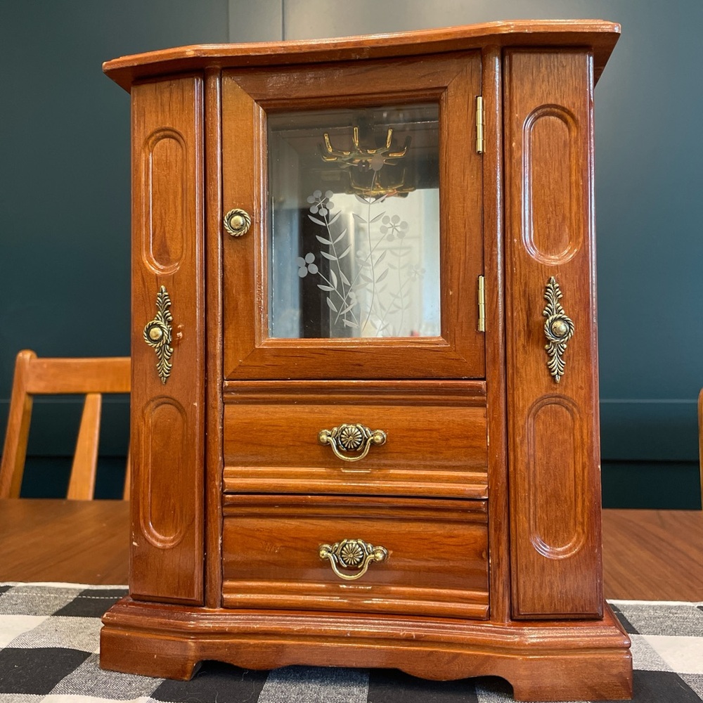 Elegant Wooden Jewelry Box with Glass Door